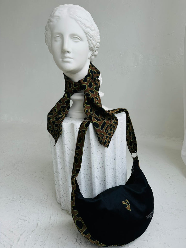 Hobo Bag - Leopard Heart